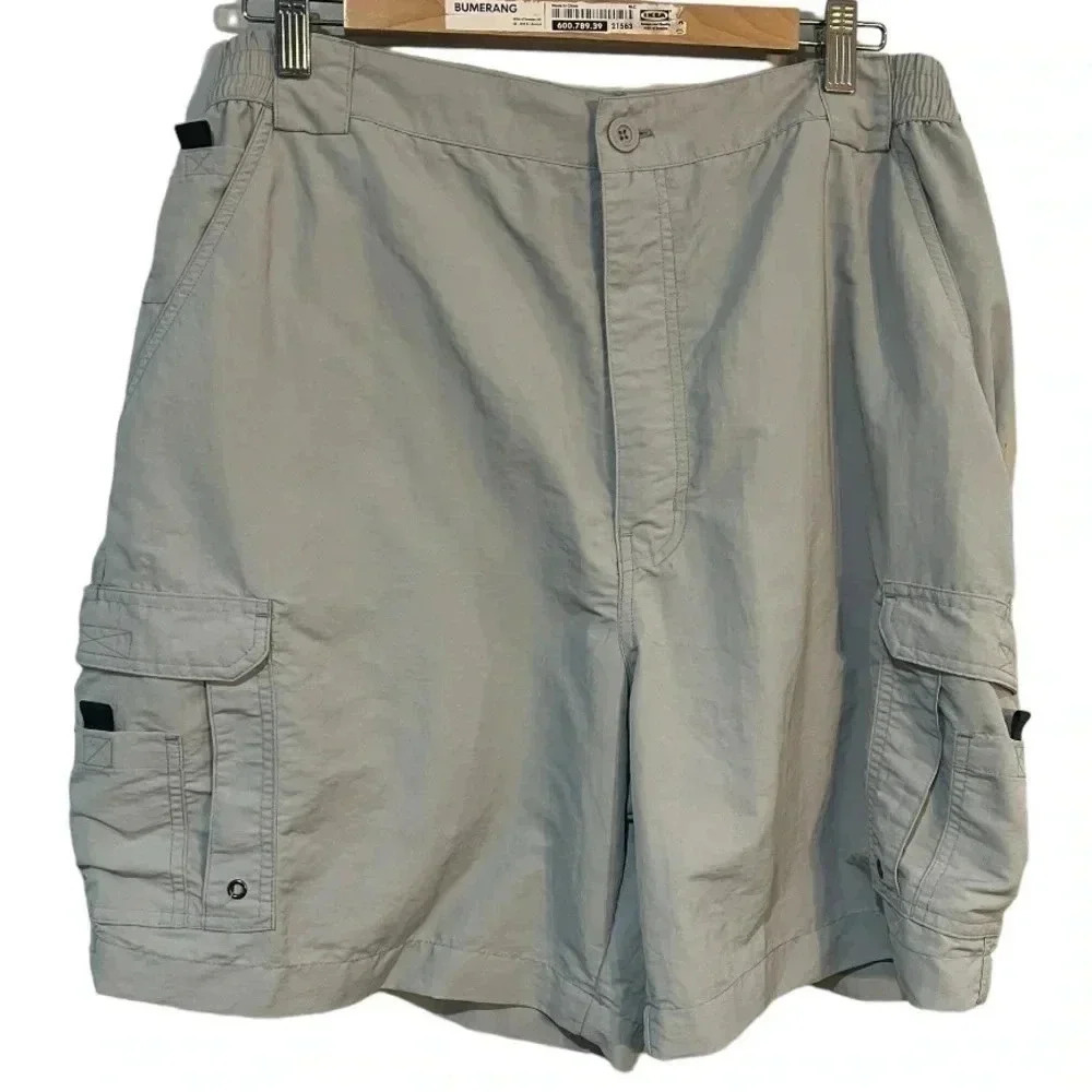 World Wide Sportsman Bass Pro Shops size 44 quick dry cargo shorts EUC